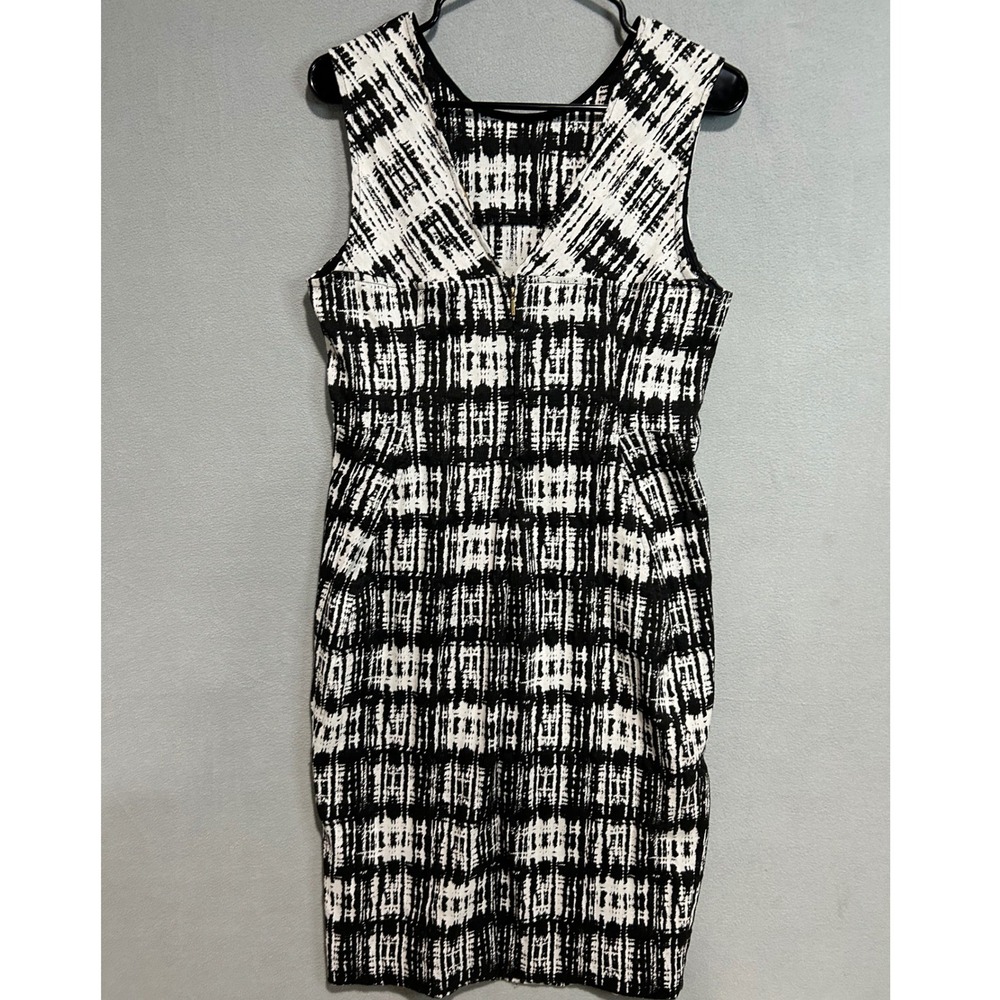 Donna Karan Sheath Dress Women Size 10 Black White Abstract Zip V-Neck Geometric